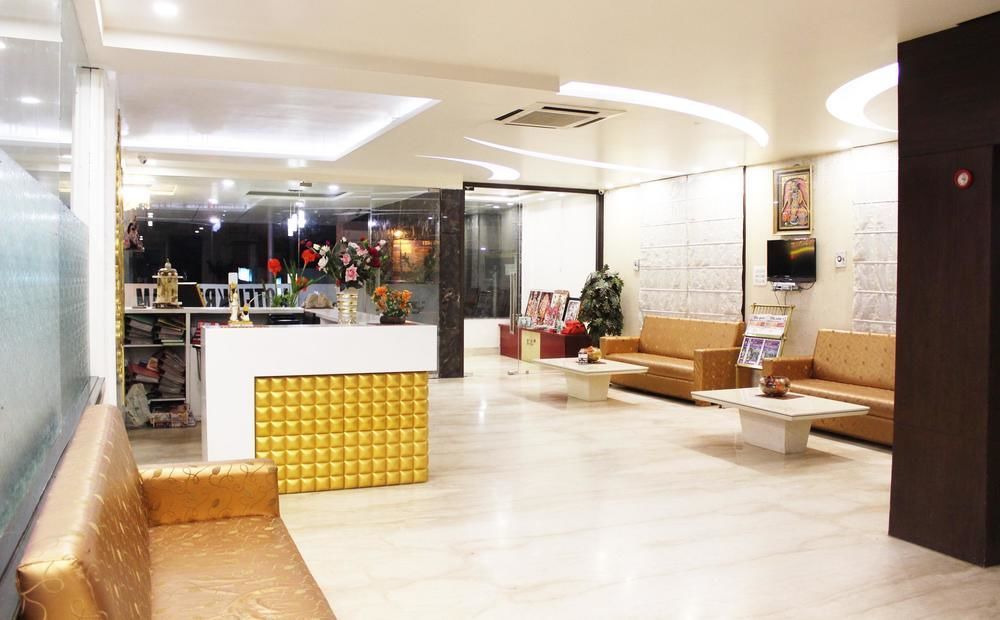 Hotel Krishna International Vrindāvan Exterior foto